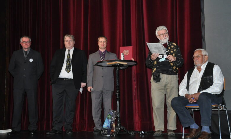 Bookaddict award ceremony trophy stage