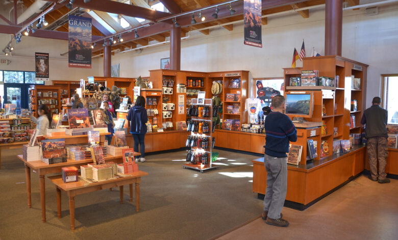 Grand Canyon Park Store Interioir (2013) 1311